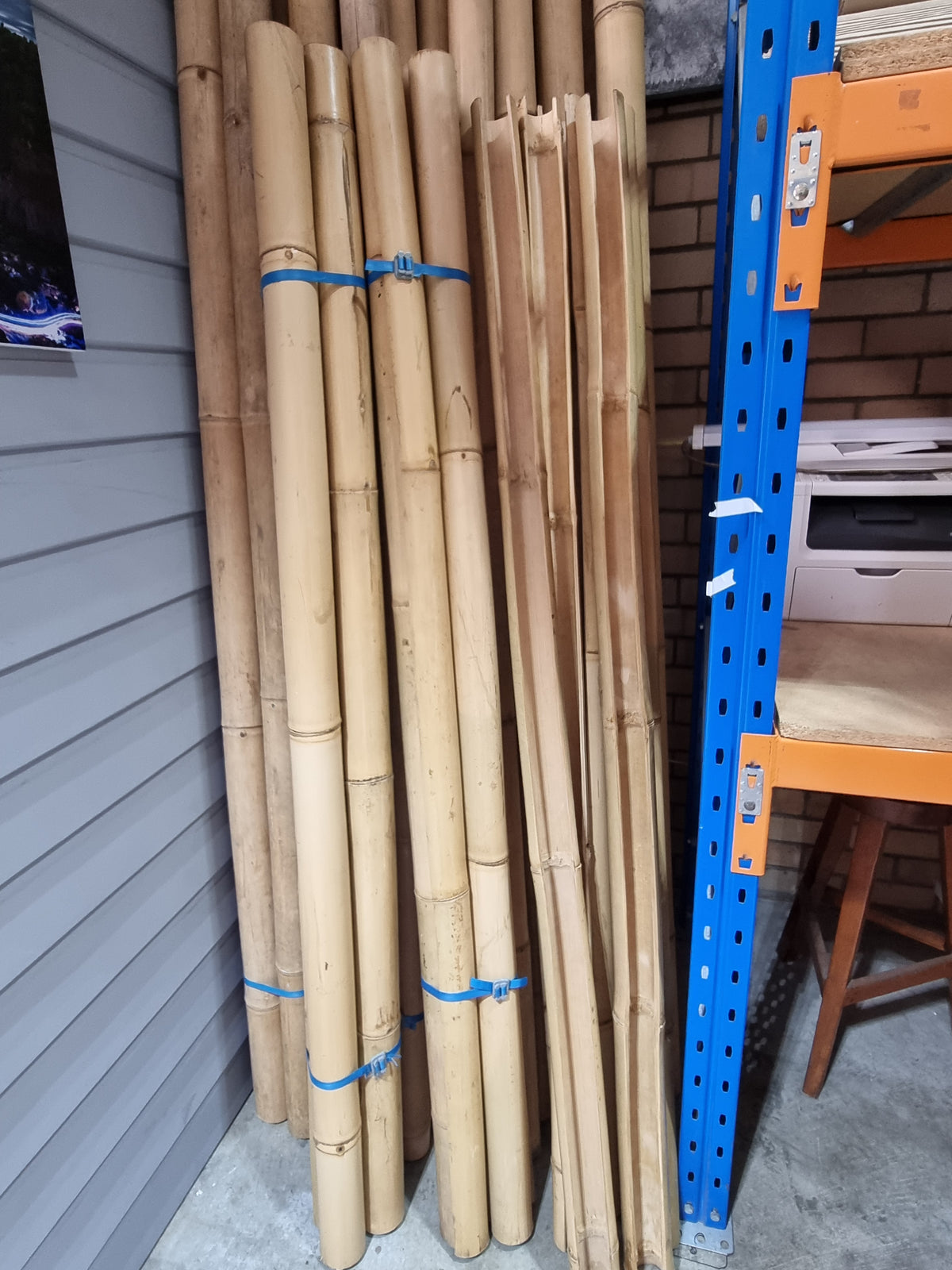 Bamboo Fence Capping Perth – 2000mm Natural & Dark